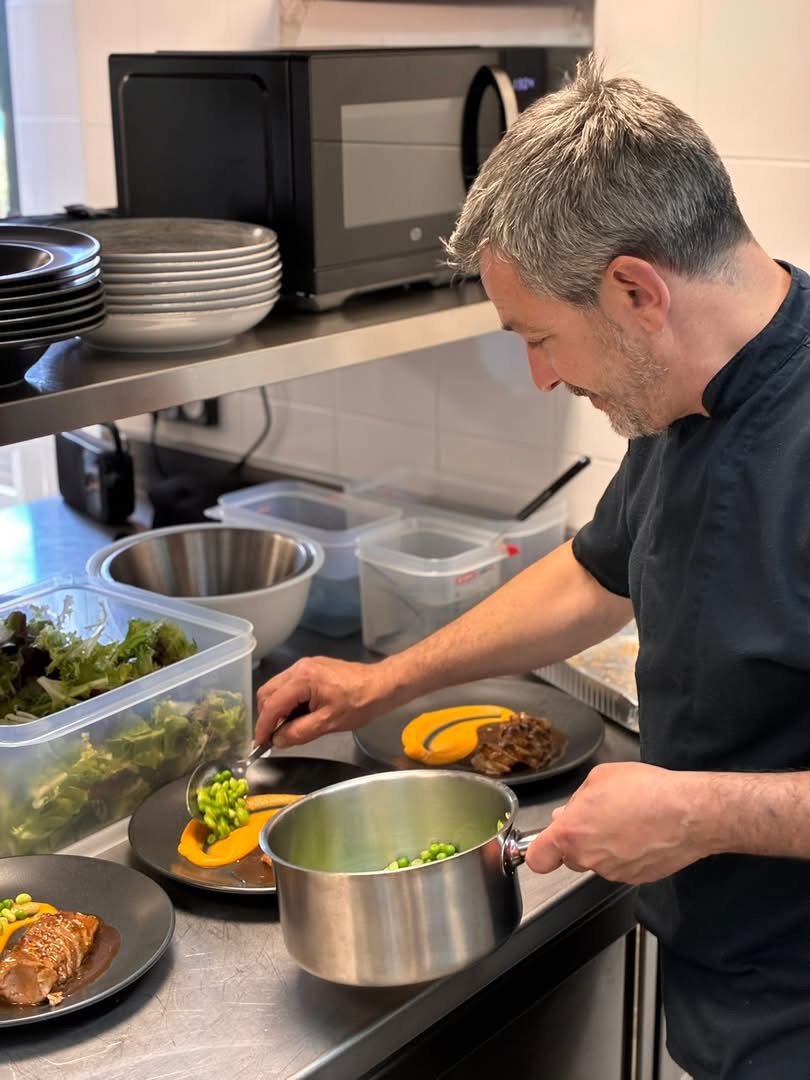 Sébastien Pommier, chef d'Esprit Restaurant, en cuisine